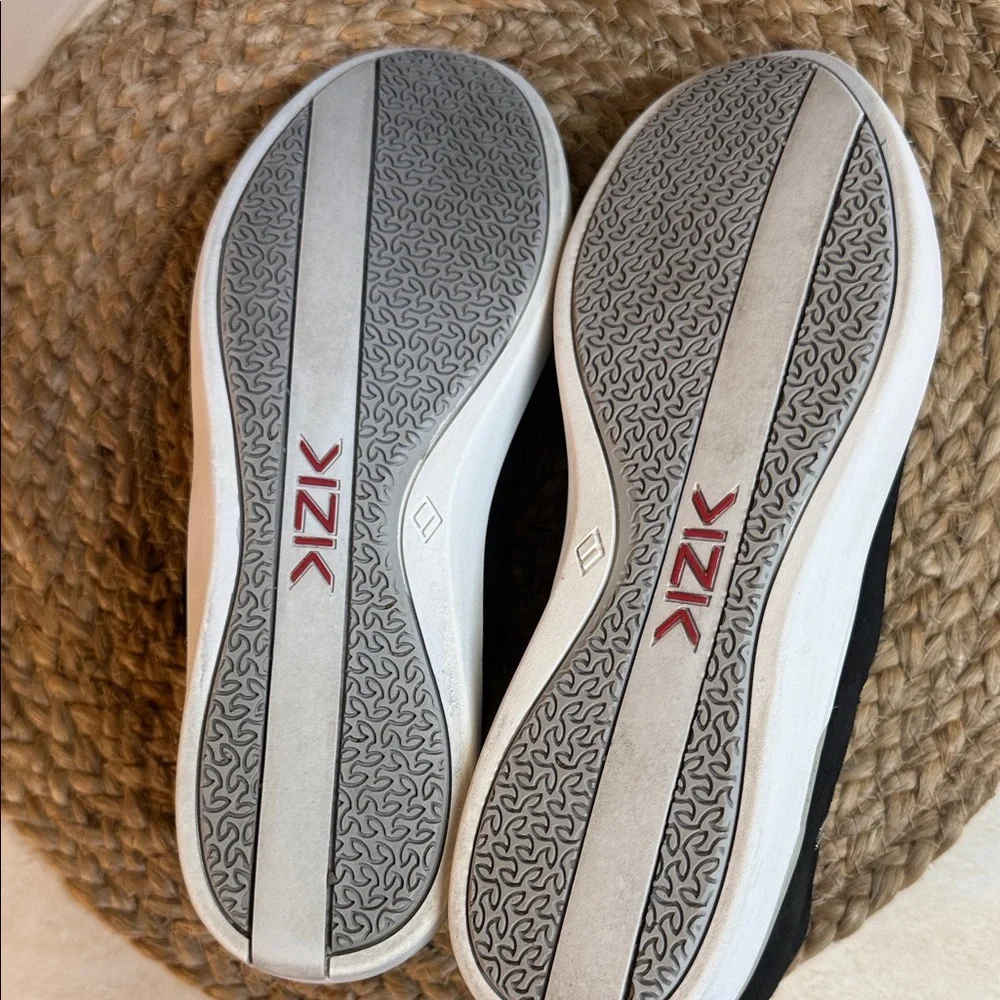 Ziki Women's Black Slip-On Sneakers - Picture 4 of 6